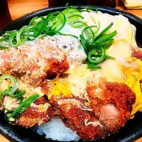 Snapdishの料理写真:堺東、まるはのカツ丼ダブル|こうさん