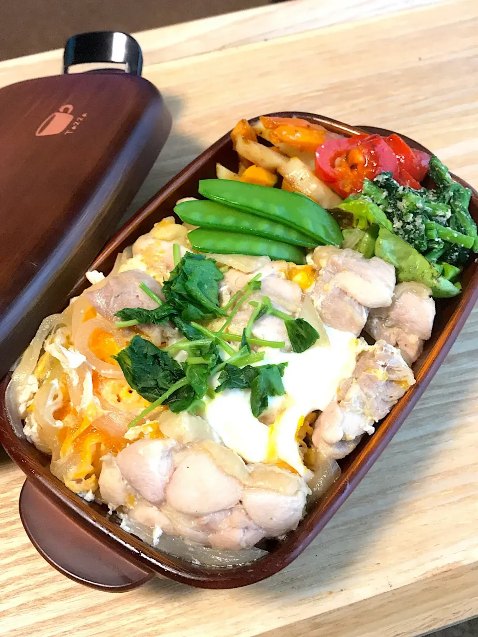 Snapdishの料理写真:親子丼弁当|二キィさん