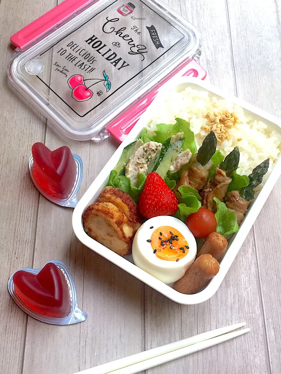 Snapdishの料理写真:肉巻きアスパラ弁当|Rieさん