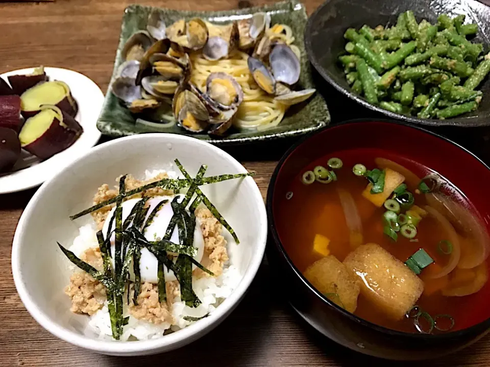 鶏そぼろ丼♫あさりのスパゲティ|yummy tommyさん