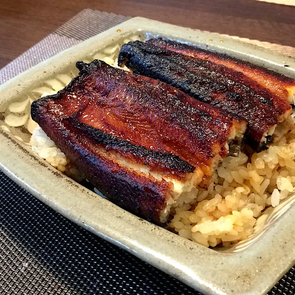 Snapdishの料理写真:鰻丼|モスグリーンさん