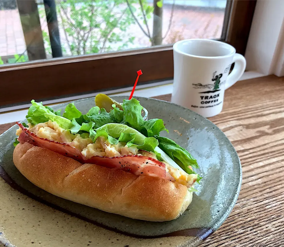 Snapdishの料理写真:昼ごはん  本日のサンドイッチ@track coffee|砂雪さん