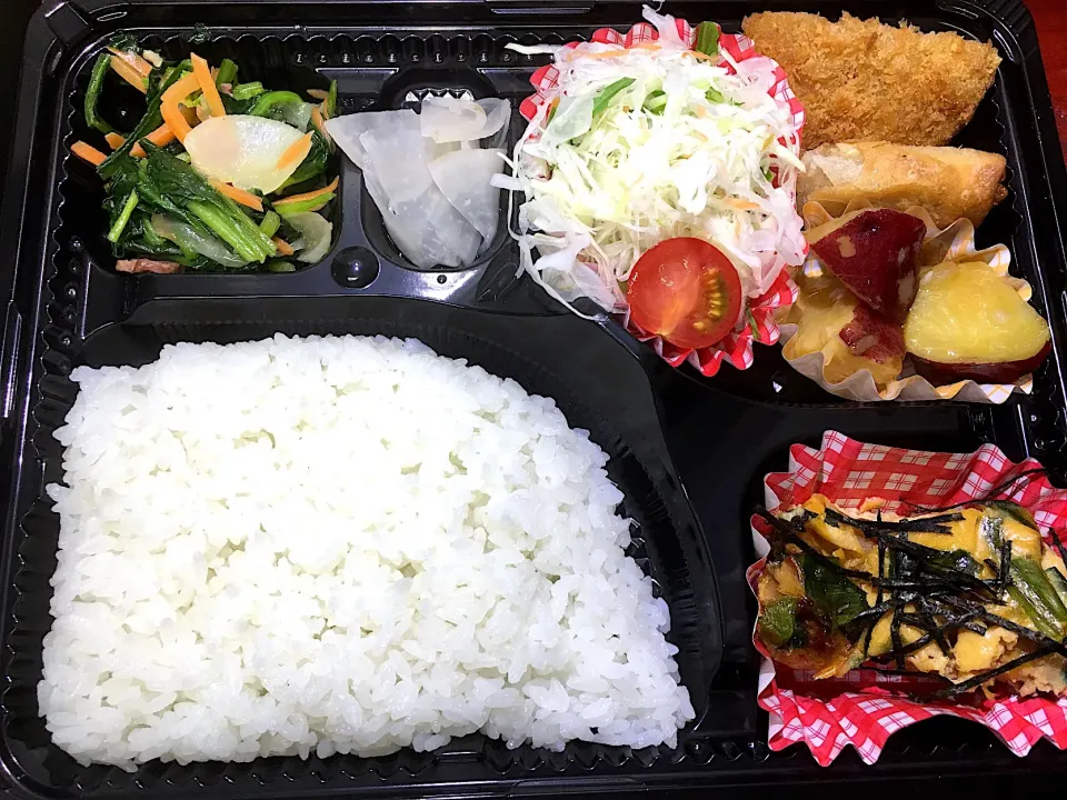 お任せメニュー 日替わり弁当 宅配ランチ 豊川市配達|Naokazu Kuritaさん