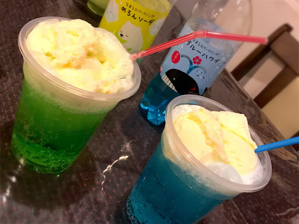 めろんクリームソーダ🥤ブルーハワイクリームソーダ|ch＊K*∀o(^^*)♪さん