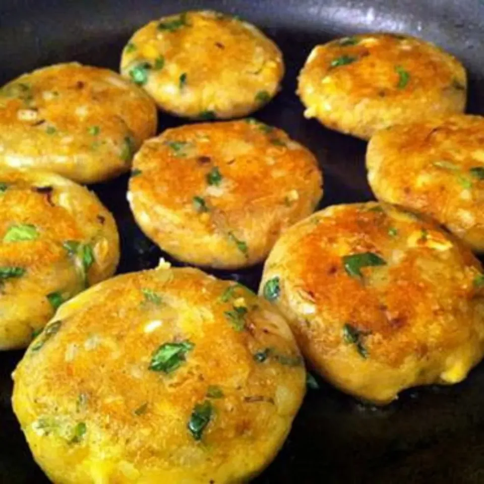 Crispy Potato Snack. Since then I've made mashed potatoes, fries in the Air Fryer, Seasoned Broiled Potatoes, and my latest creation, Crispy Potato Snack|hiraさん