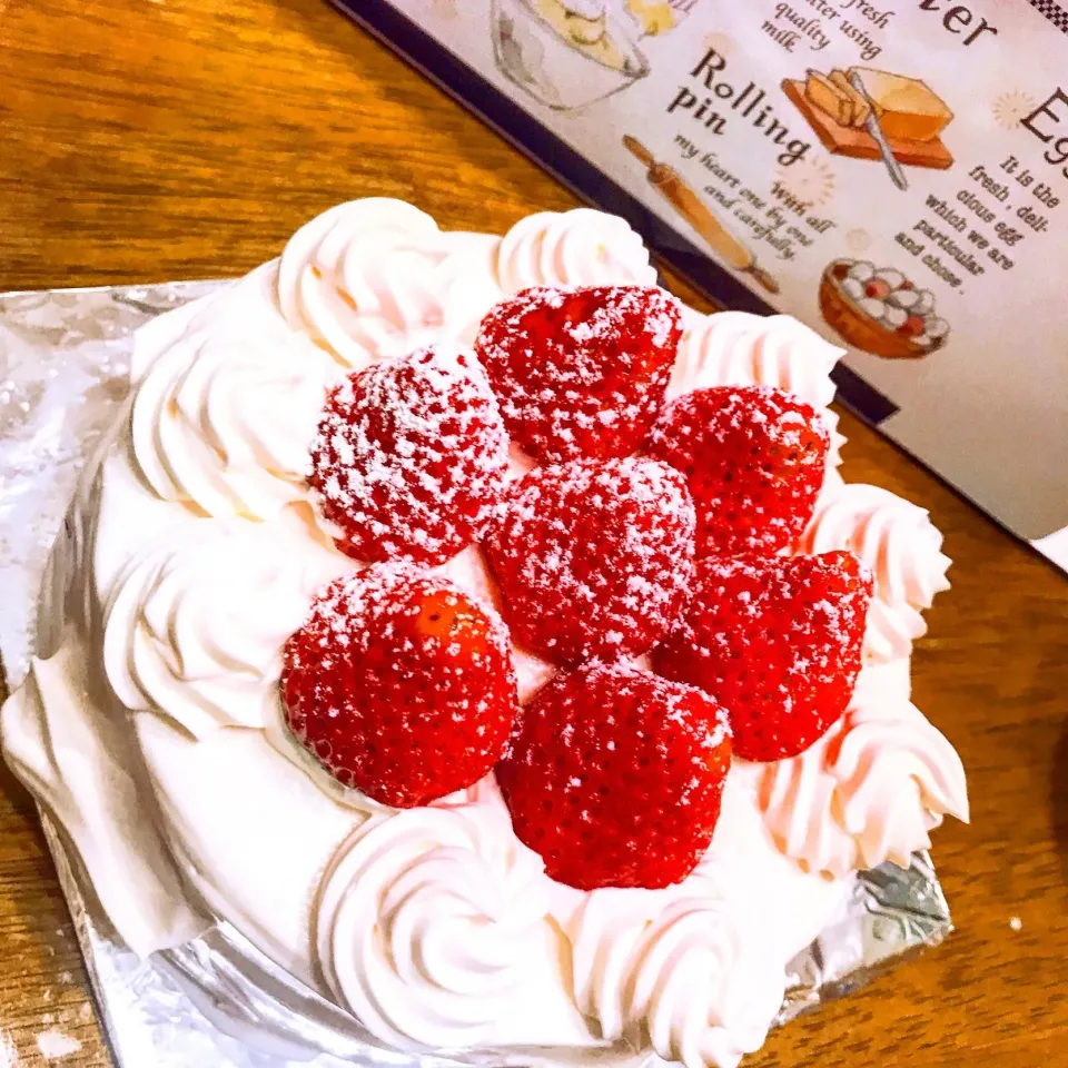 いちごのショートケーキ🍓|peachさん