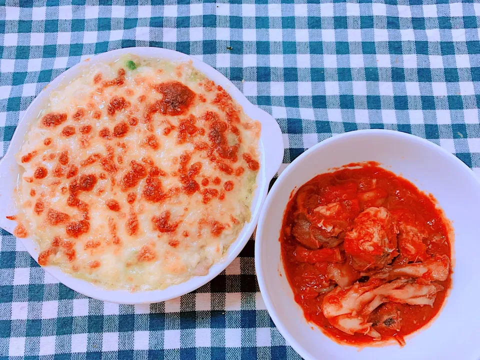 アボカド豆腐グラタン🥑と
鯖缶のトマト煮🍅🐟|くまきちさん