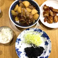 Snapdishの料理写真:肉じゃが、ぶりの黒ごま焼き、唐揚げ|ゆかゆかさん