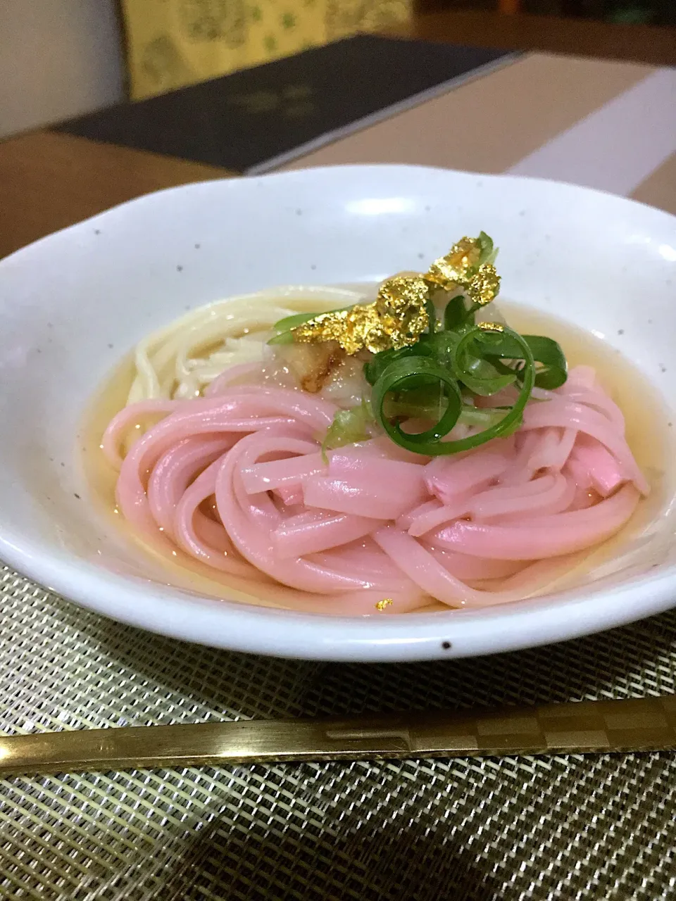 新元号にだいぶ浮かれています②
紅白うどん㊗️|🌿ぴぴさん