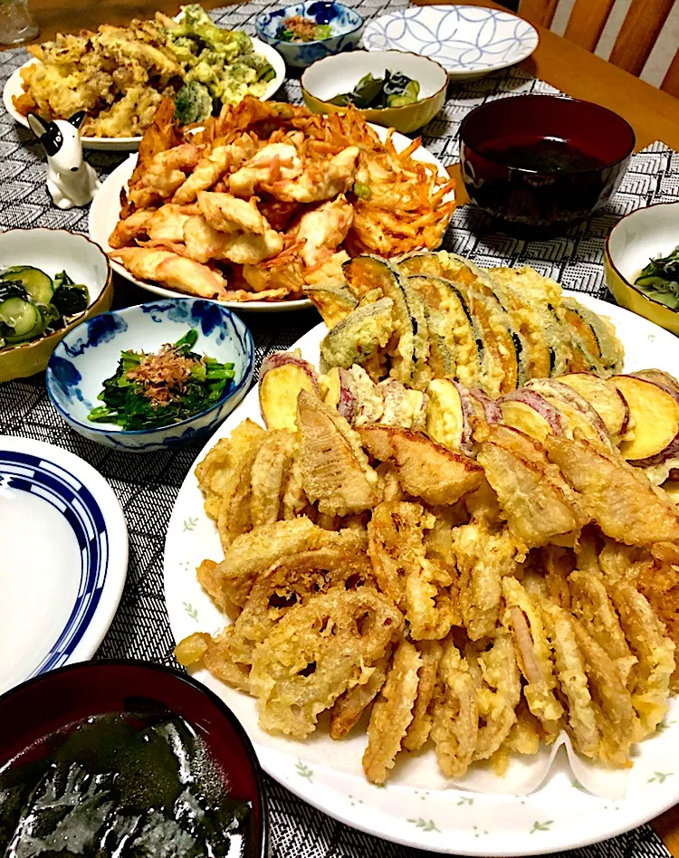 作り過ぎた 天ぷら💦
胡瓜とワカメの酢の物
ほうれん草のおひたし|くっきいママさん