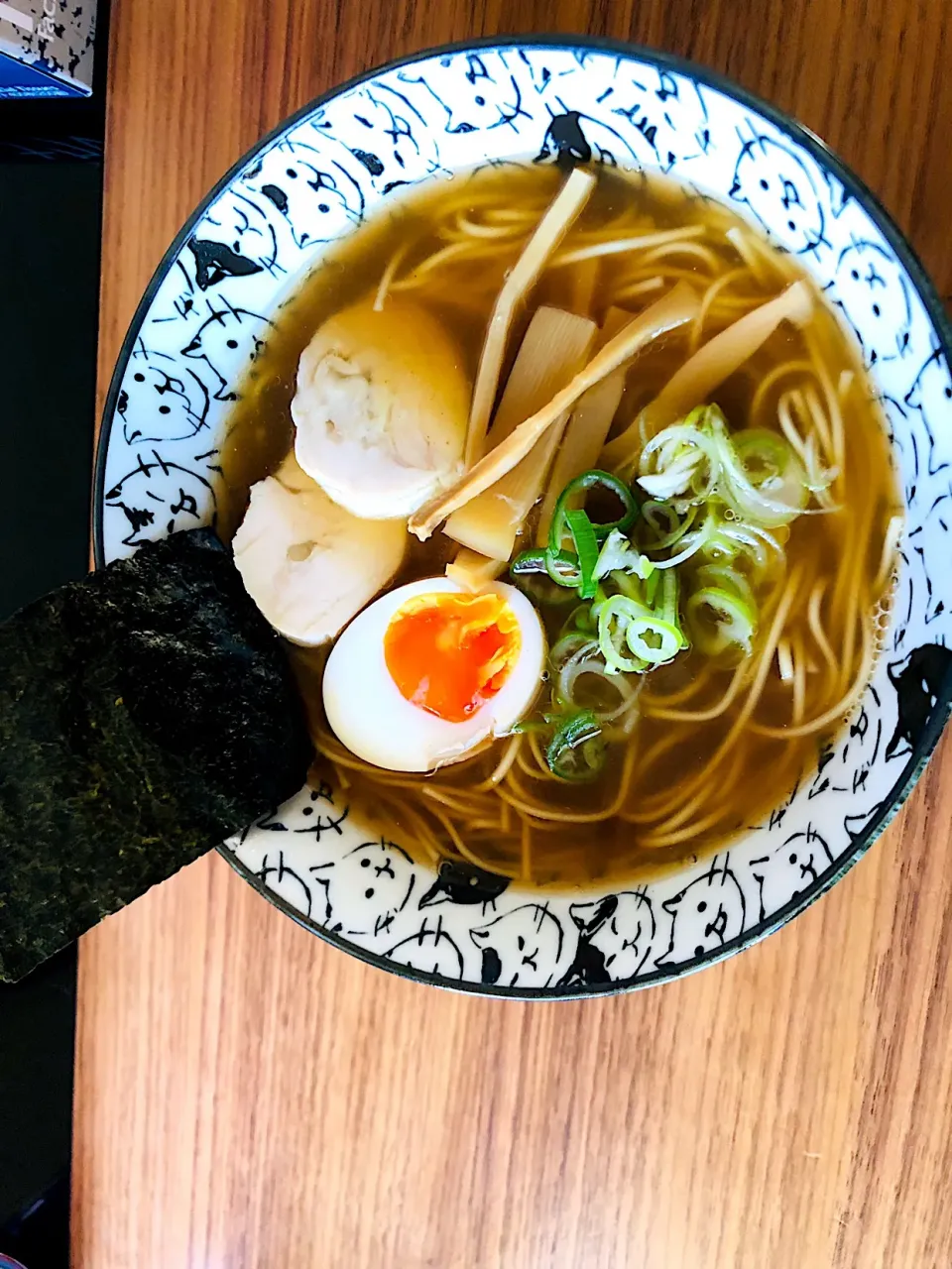 今日もアゴだし家ラー🍜|るるぬこさん