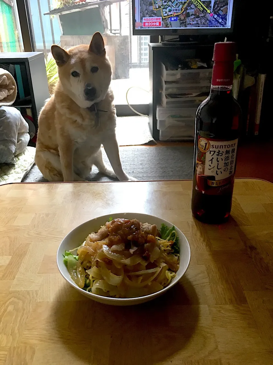 Snapdishの料理写真:夜勤明け年越し蕎麦ならぬ生姜焼き和え麺(焼きそば麺使用)&赤ワインで🍷㊗️|Tarou  Masayukiさん