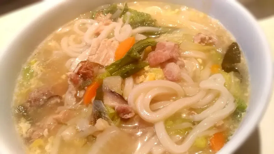 Snapdishの料理写真:煮込みうどん～♪|metroさん