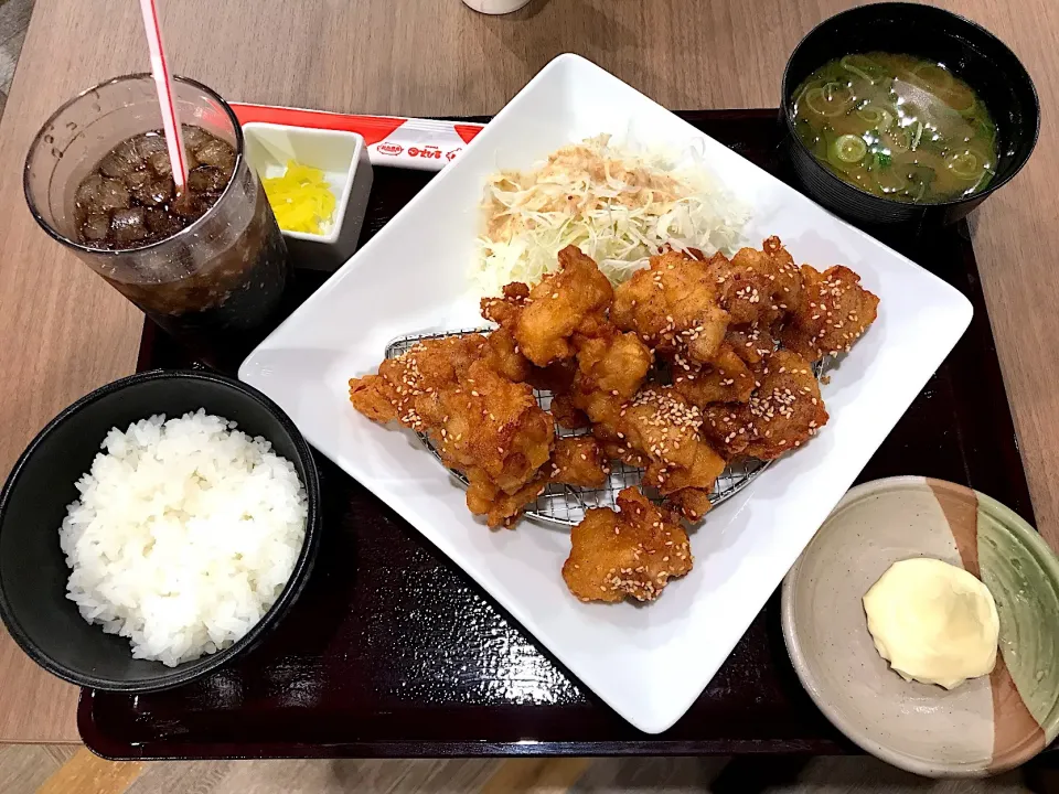 とりきちの唐揚げマウンテン定食|みウラさん