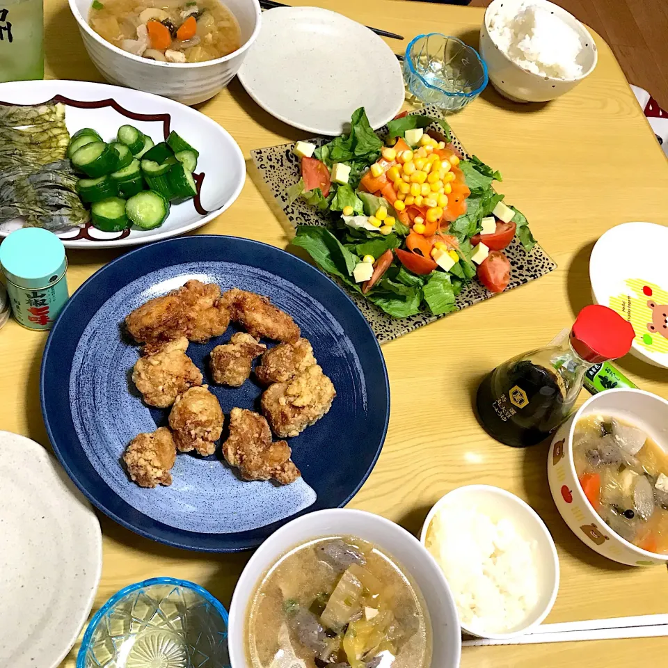 Snapdishの料理写真:平成最後の家族ごはん(^^)からあげ豚汁定食🐷|kibutoriさん