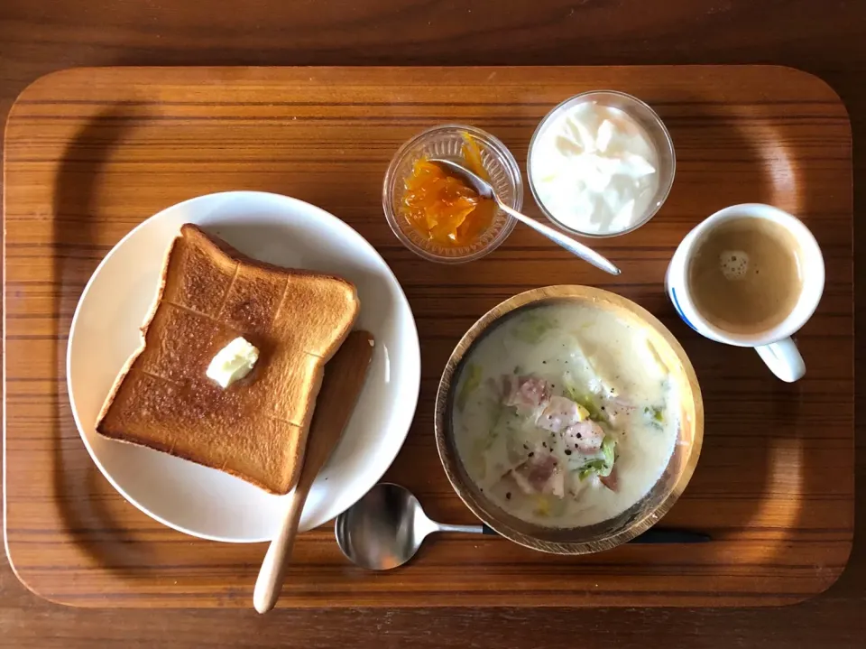 白菜とベーコンのミルク煮ランチ 頂いた手作りマーマレードと|マユマユさん