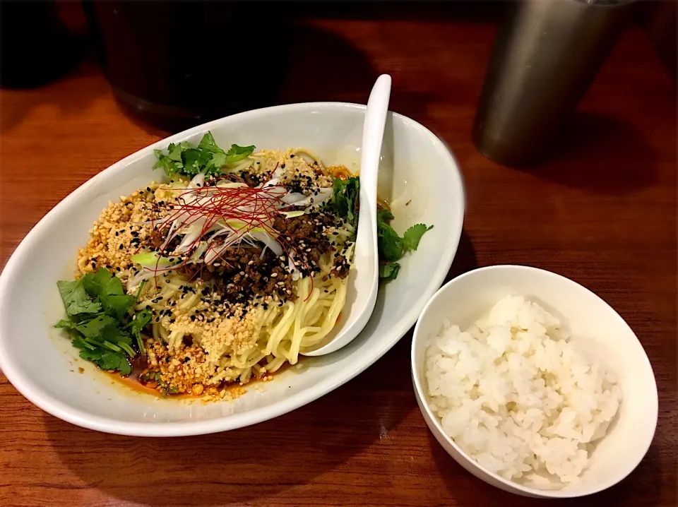 汁なし担々麺(薄辛)
@SHIBIRE NOODLE 蝋燭屋|morimi32さん