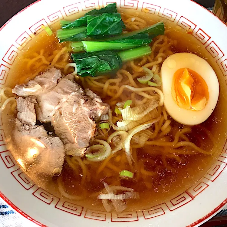 Snapdishの料理写真:醤油ラーメン|純さん