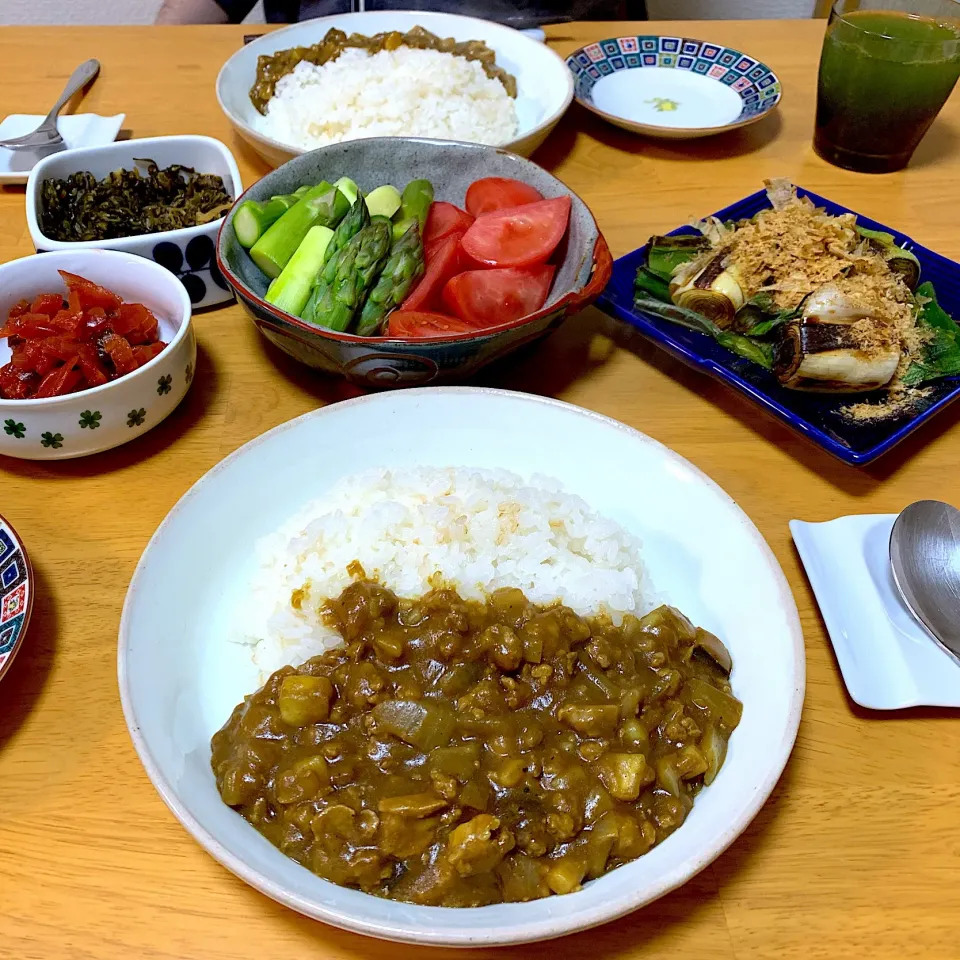 Snapdishの料理写真:カレー🍛ご飯はシンガポールライス🐔|ぴーまんさん