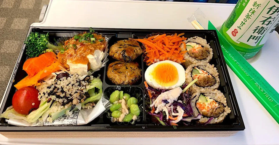 1/2日分の野菜が摂れる和さらだ弁当
 #いとはん|himeさん