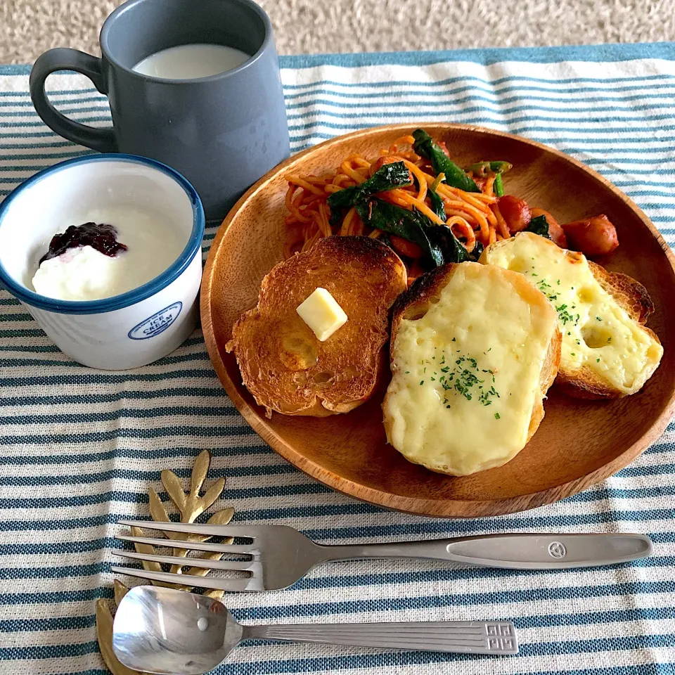 トマト缶と茹でたパスタが余ってたので🤓|k----@ynさん