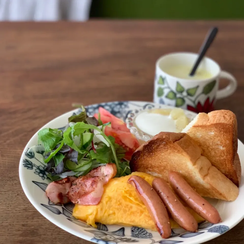 今日の朝ごはん|ぺんぎんさん