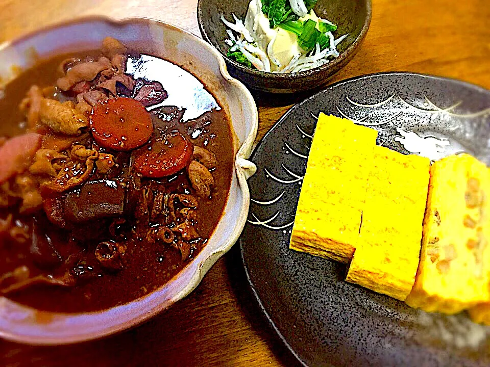 アリスさんの料理 アリスさんの料理 🍶おうち居酒屋ありんす🍺
八丁味噌でもつ煮込みつゆだくで👍✨
おつまみ一部です笑|アリスさん