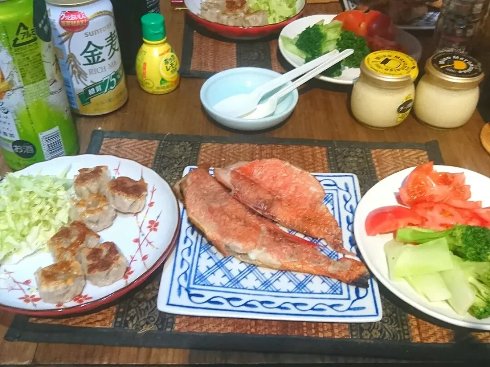 赤魚の干物&シュウマイ&ブッロコリーとトマト|まぐろさん