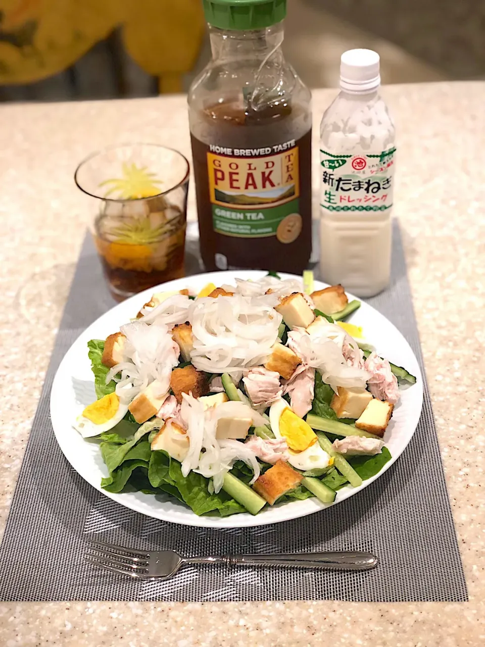 Snapdishの料理写真:元気モリモリサラダ🥗お一人様ディナー🍴|Mayumiさん