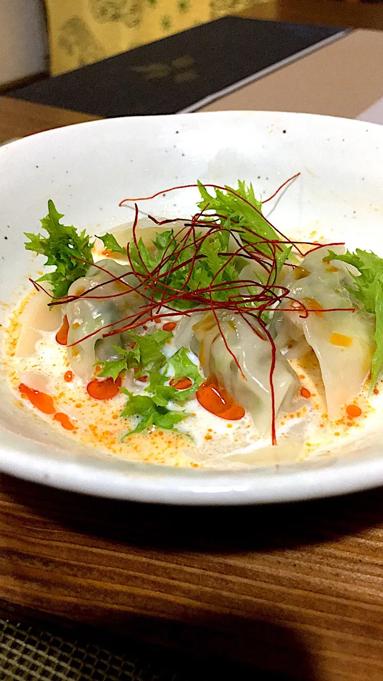 坦々風水餃子
餃子は自分で包んだけど
ソースは完全手抜きで✌️|🌿ぴぴさん