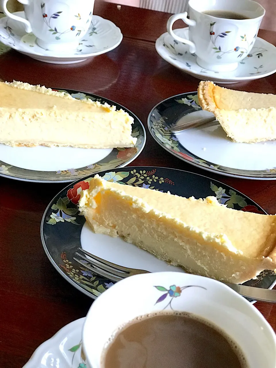 コストコのチーズケーキ 1／１６でも大きい|シュトママさん