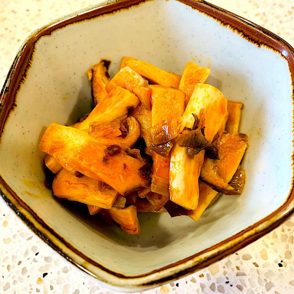 エリンギの食べる辣油炒め