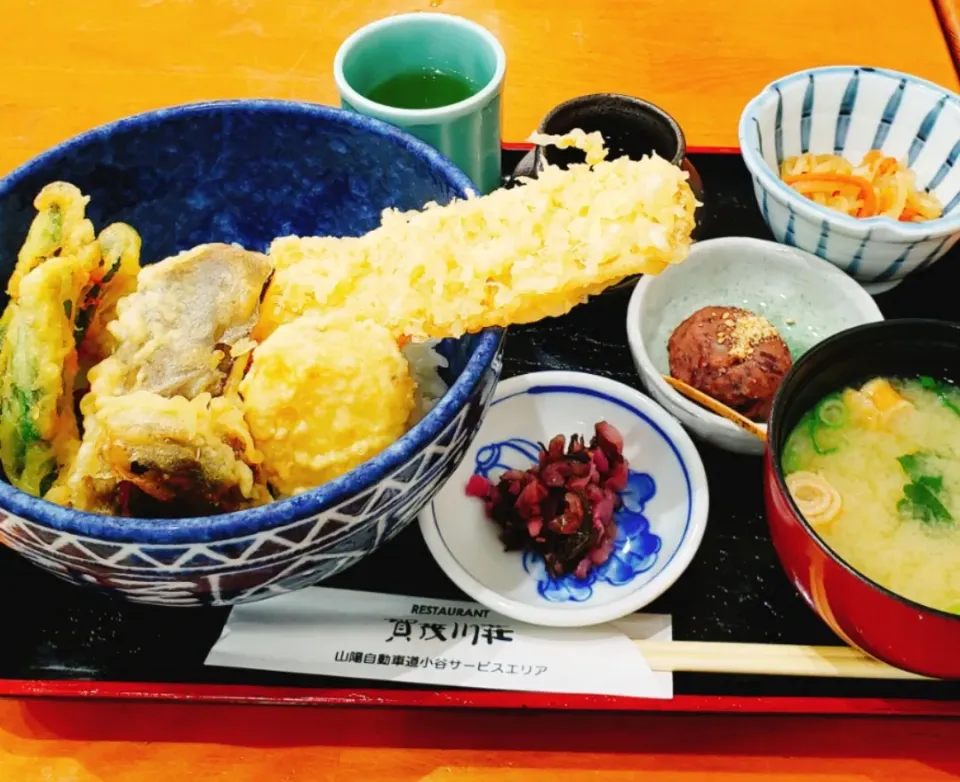 Snapdishの料理写真:穴子天丼|yukaringoさん