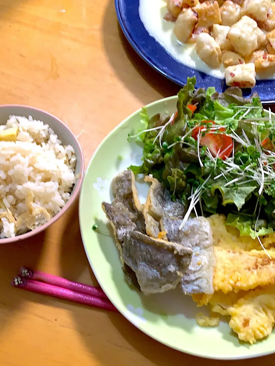 チーズベーコンパイ、ニジマスの唐揚げ、筍の天ぷら、筍御飯⭐️|kaokaoさん