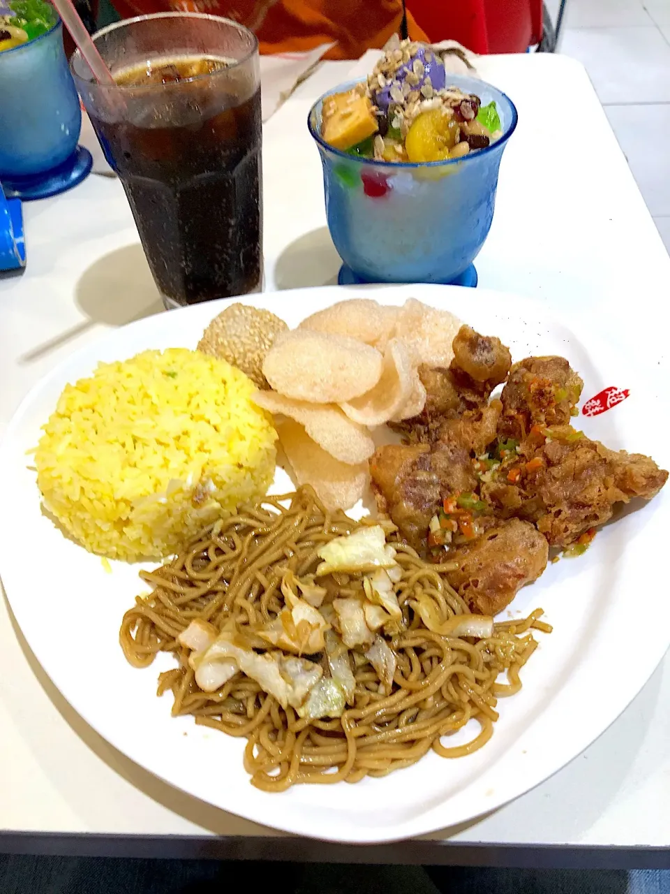 Chowking’s Salt & Pepper Pork Lauriat & Halo-halo|djken02さん