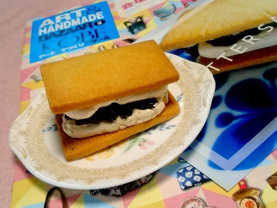 Snapdishの料理写真:☆今日のおやつ☆    バターサンド|hamamaさん