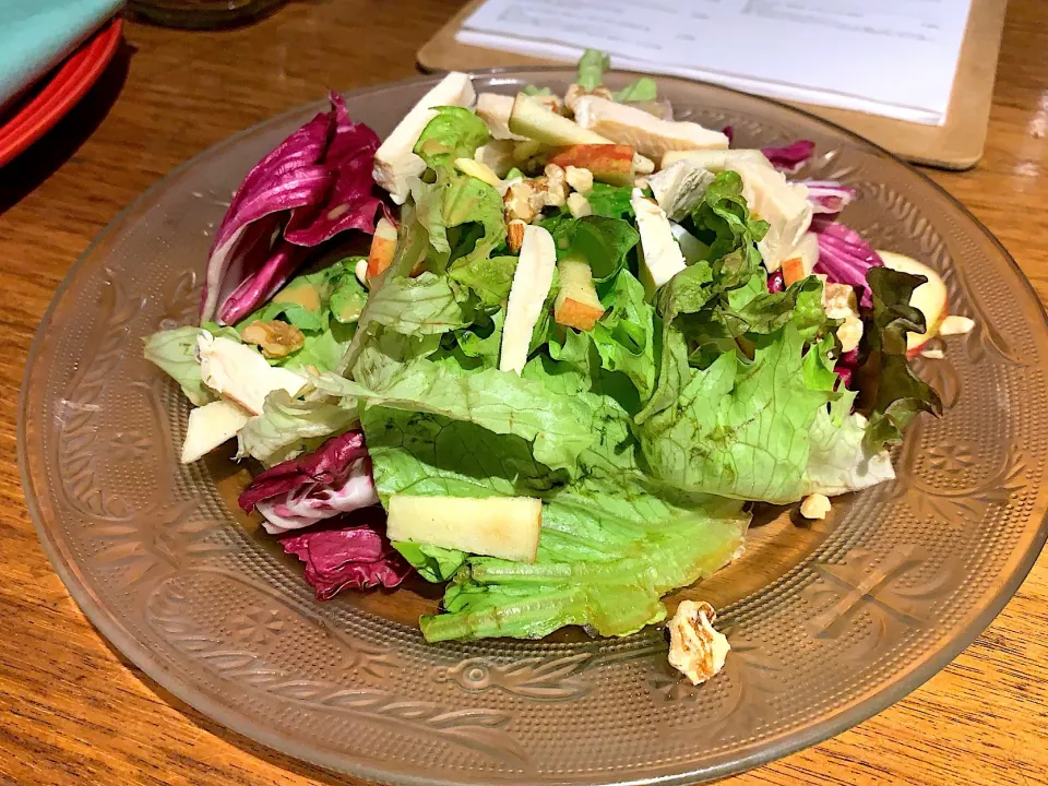 チキンとナッツのパワーサラダ🥗|yumyum😋さん