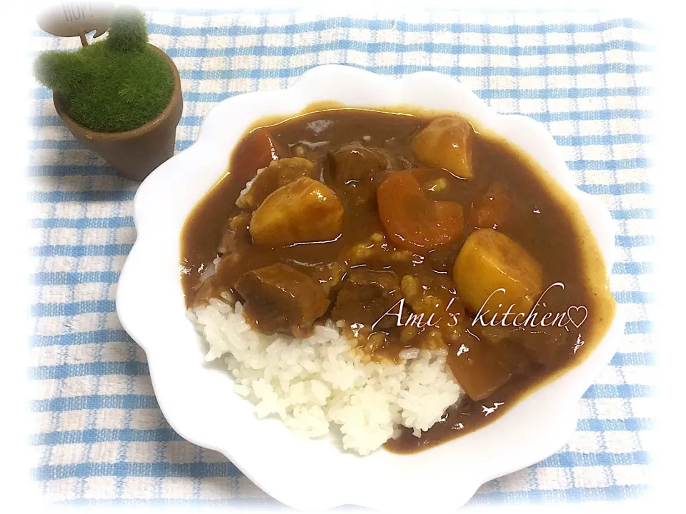 久しぶりのカレーライス🍛|あみさん