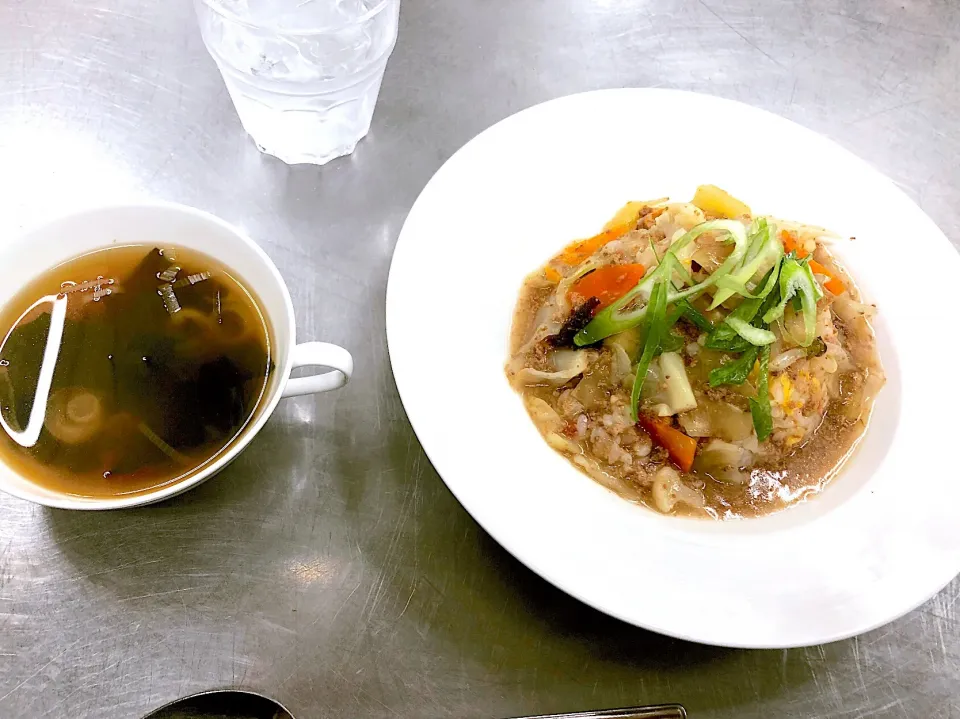 本日まかないは？ あんかけそぼろチャーハン🐷🐽|ゴンさん