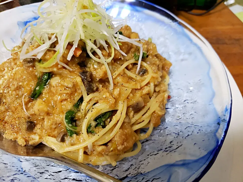 メンチカツと里芋コロッケリメイクの坦々麺風パスタ☆|けんさん