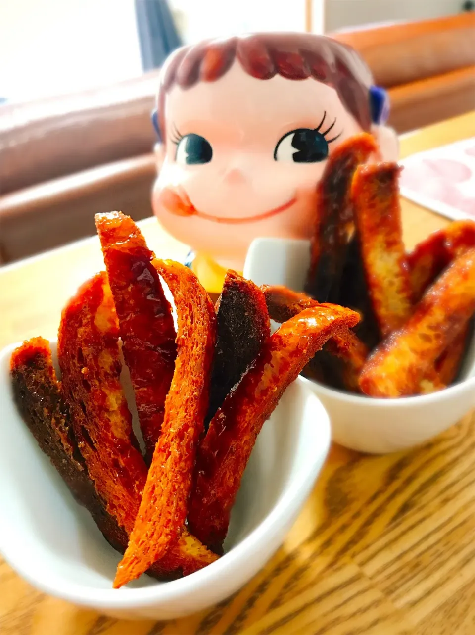 Snapdishの料理写真:照り照りカリカリ♡ノンフライパン耳ラスク。|ぽき。さん