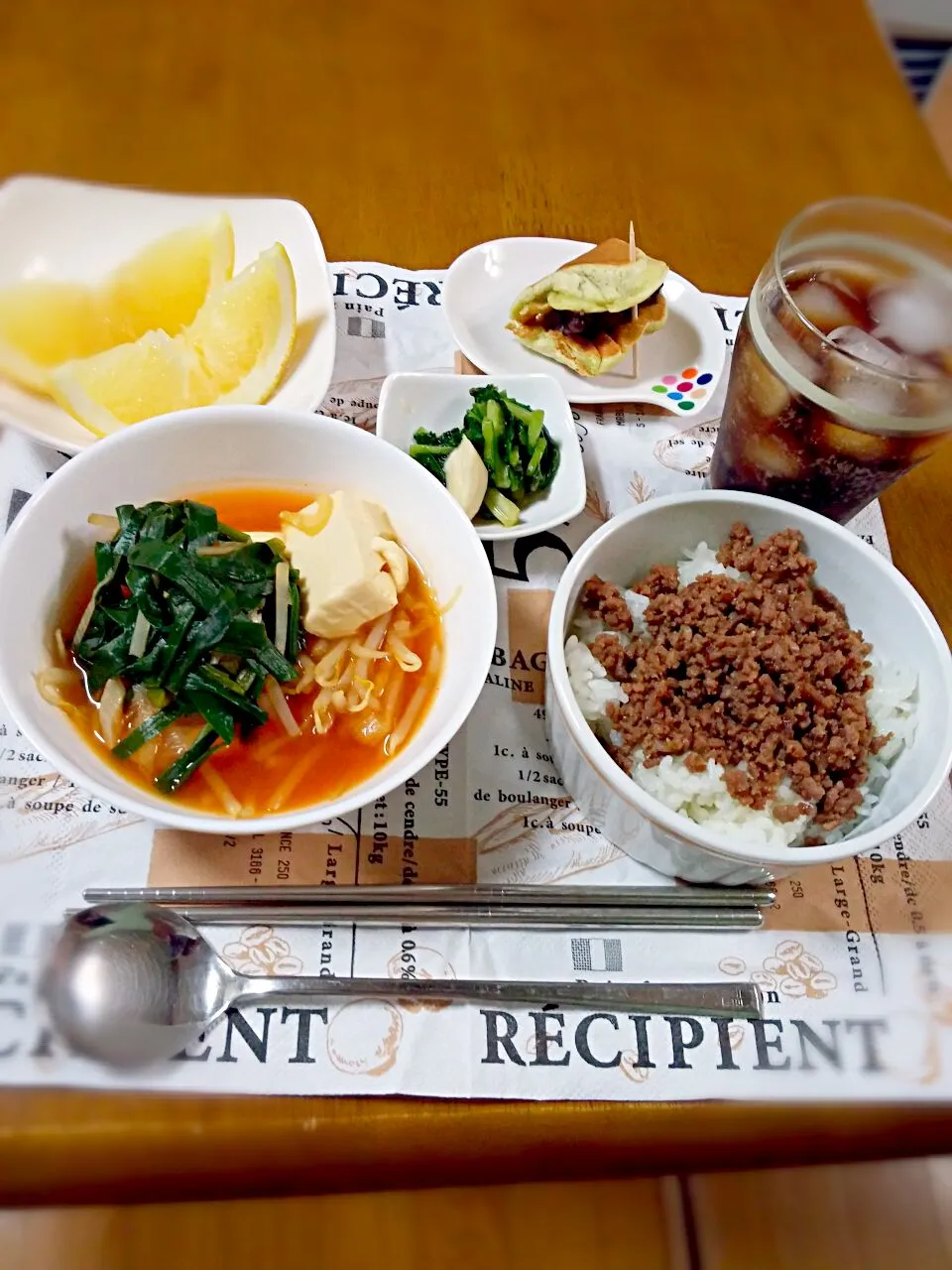 そぼろご飯とキムチ鍋😋|aiさん