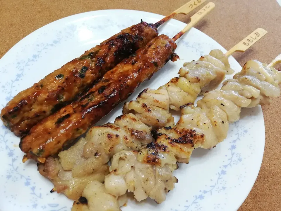 ローソンの焼き鳥
　まあまあね〜(･ัω･ั)|たえさん