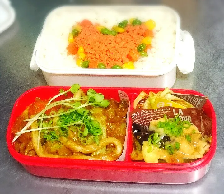 汁なしカレーうどん&ピーマンと茄子味噌チーズ焼き弁当|Taihey Nishinoさん