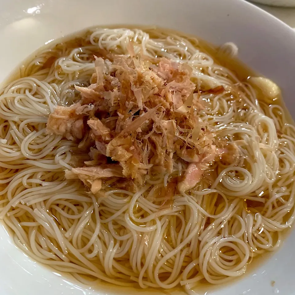 ツナと鰹節のぶっかけそうめん|もかさん