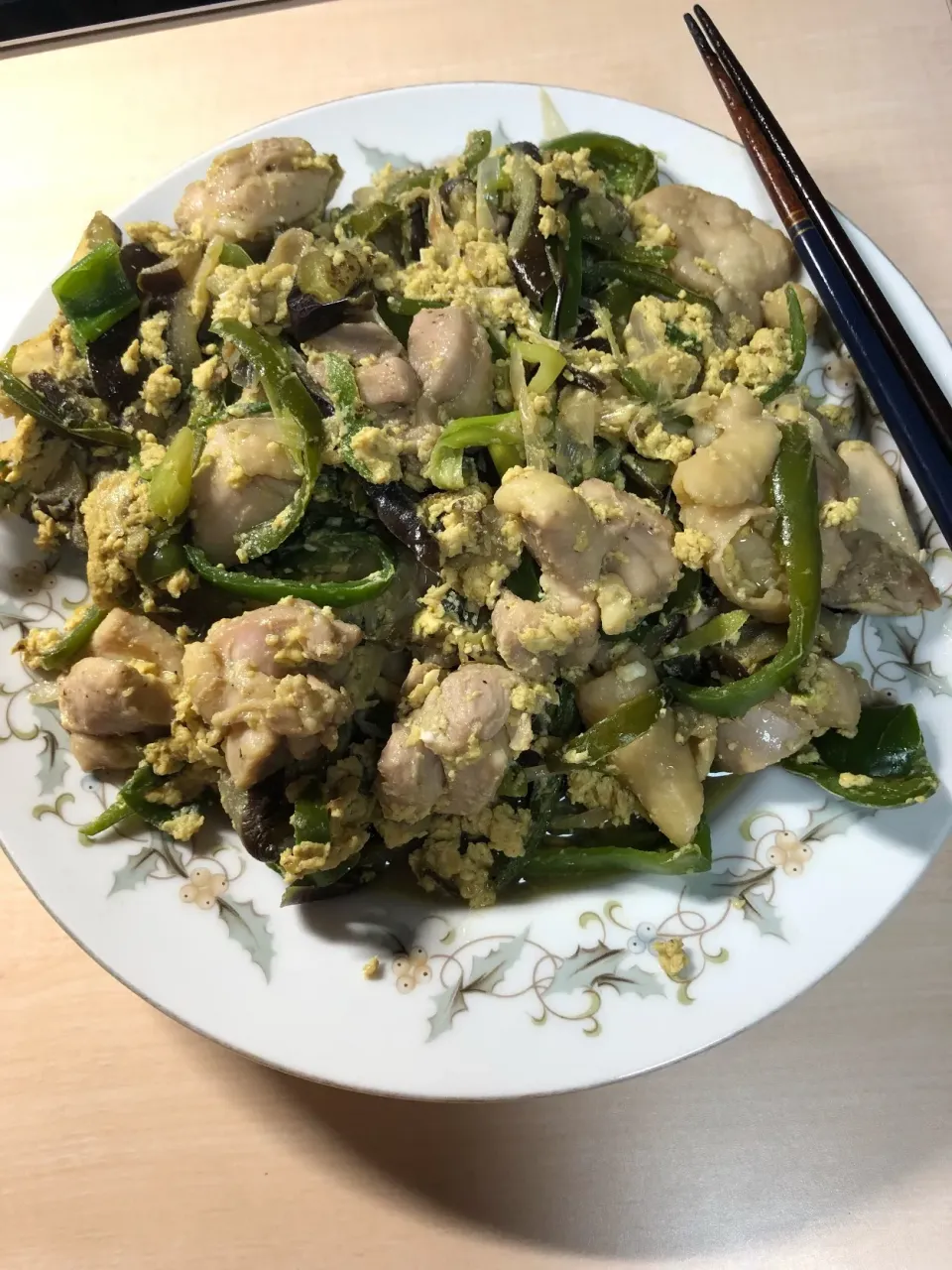 鶏肉と卵の野菜炒め|純喫茶鷺沼さん