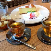 Snapdishの料理写真:フルーツTEAとカモミールミントTEA|marikoさん