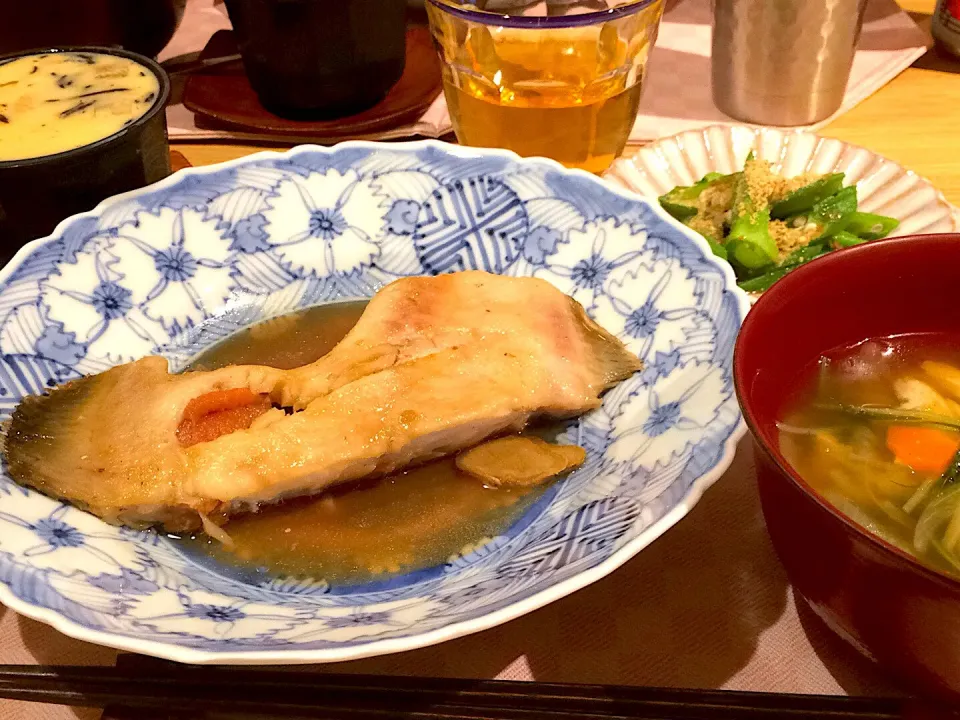 カレイの煮付け
オクラの胡麻和え
茶碗蒸し|Saori.Sさん