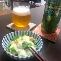 Snapdishの料理写真:朝どれ絹さやの卵とじ|にゃくたさん