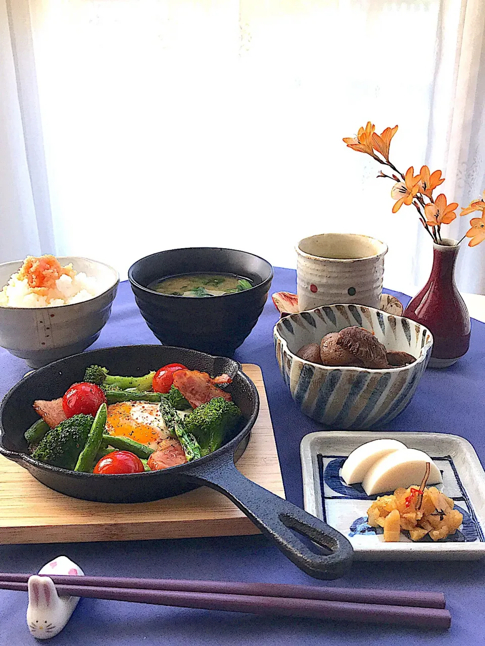 スキレットで朝ごはん🍚🥢|サミカさん